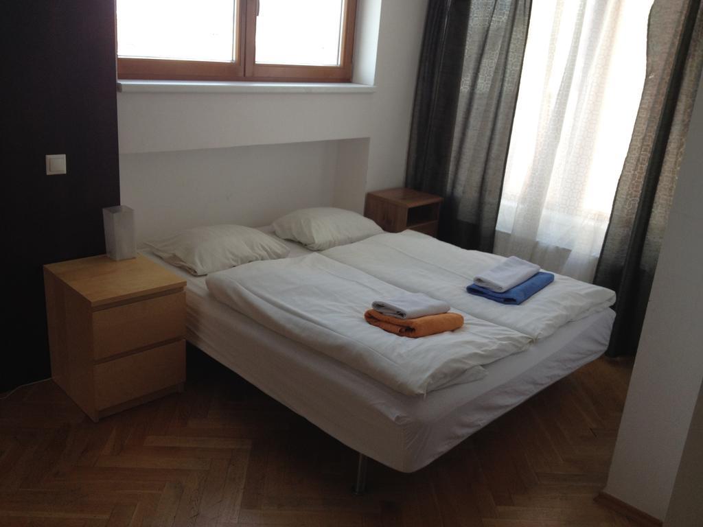 Penthouse Apartment In Vinohrady Prague Bilik gambar