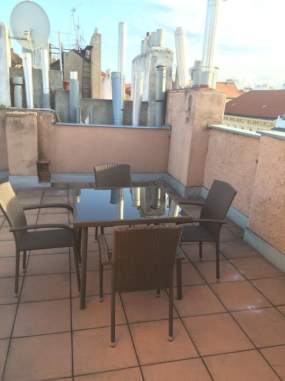 Penthouse Apartment In Vinohrady Prague Luaran gambar